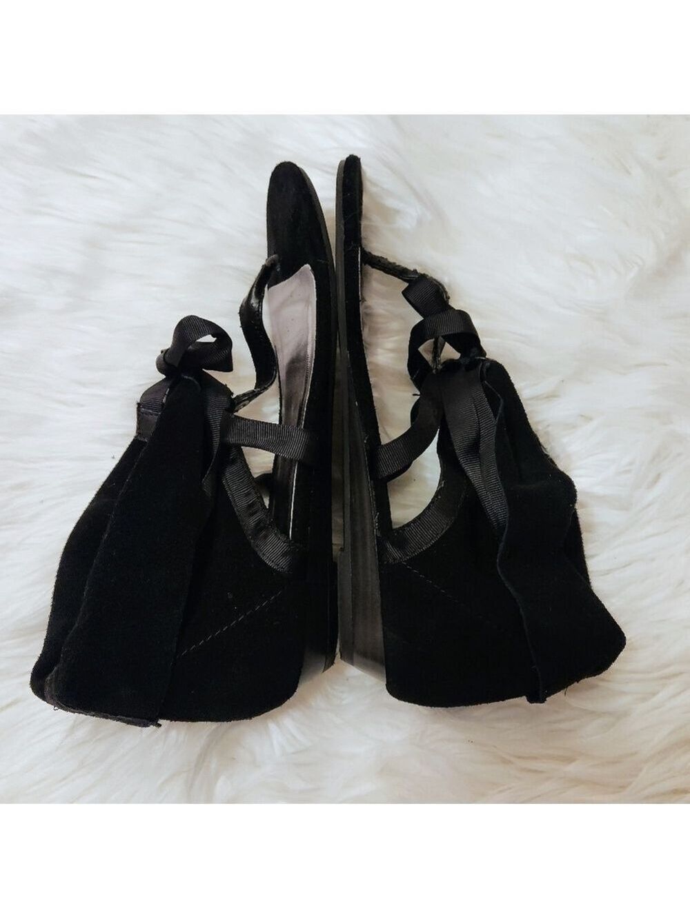 Chinese Laundry Black Suede Thong Flat Sandals Size 7.5 Medium - Picture 4 of 12